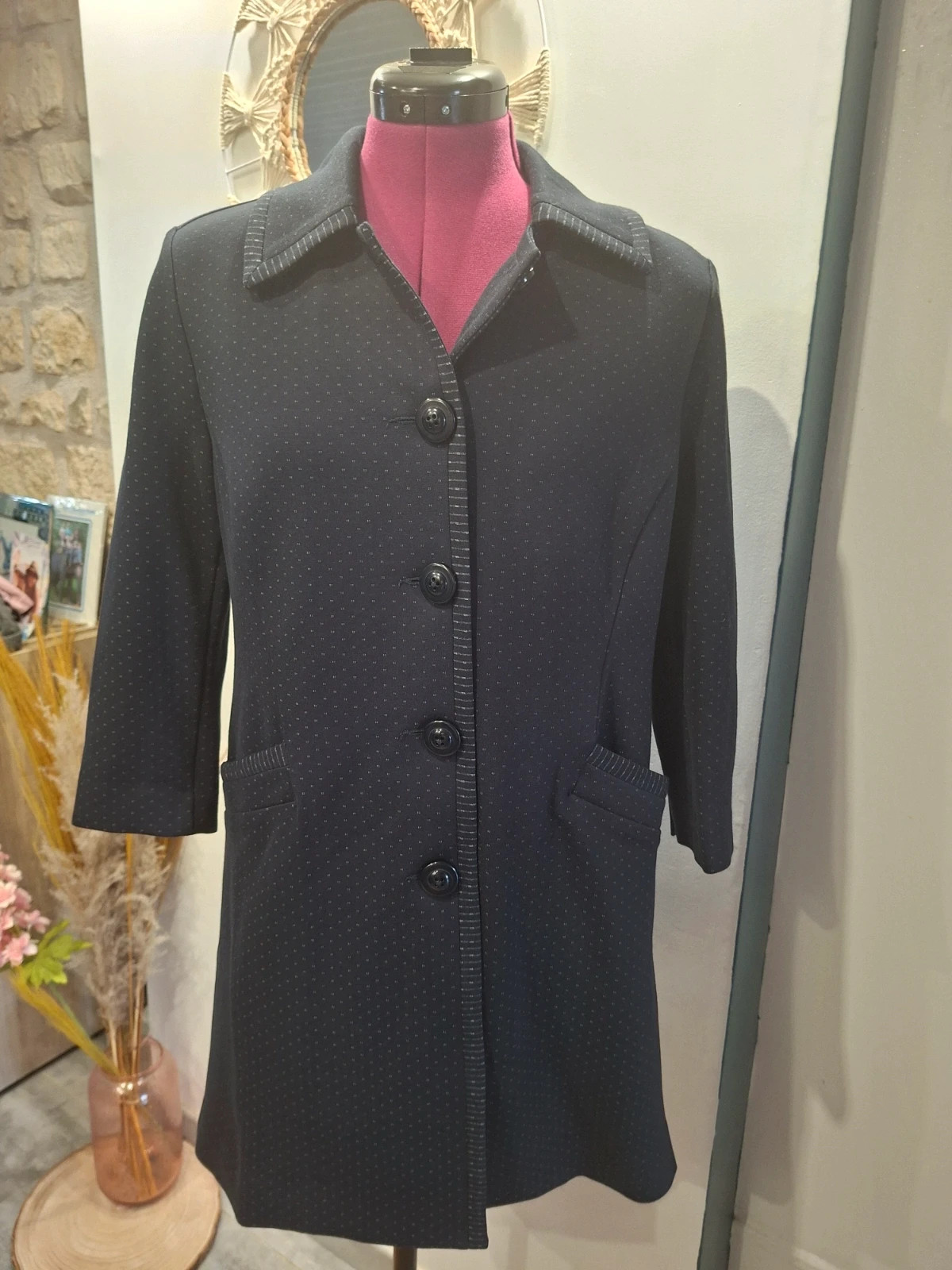 Manteau long Gabi bleu marine à motifs discrets – taille S