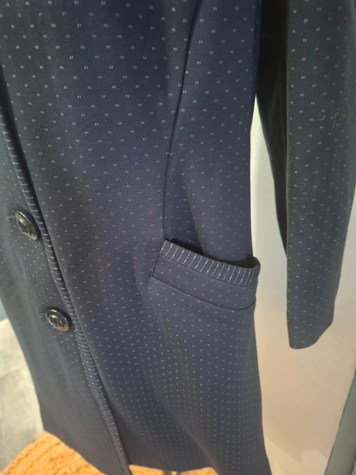 Manteau long Gabi bleu marine à motifs discrets – taille S – CAbi – taille S / 36 / 8 3
