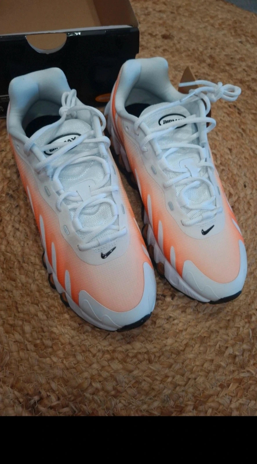Nike Air Max Dn8 neuves – blanc & orange taille 39