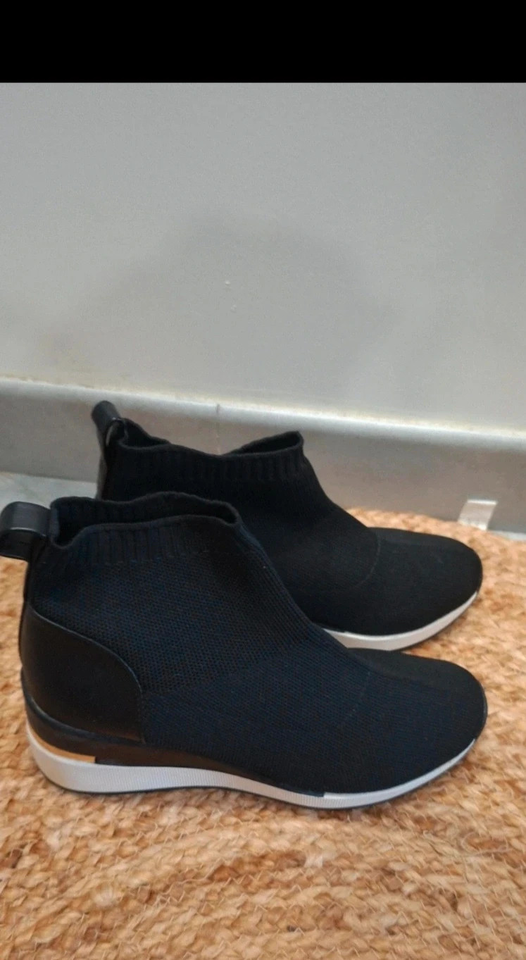 Bottines noires à talon compensé – pointure 36 – taille 36 2