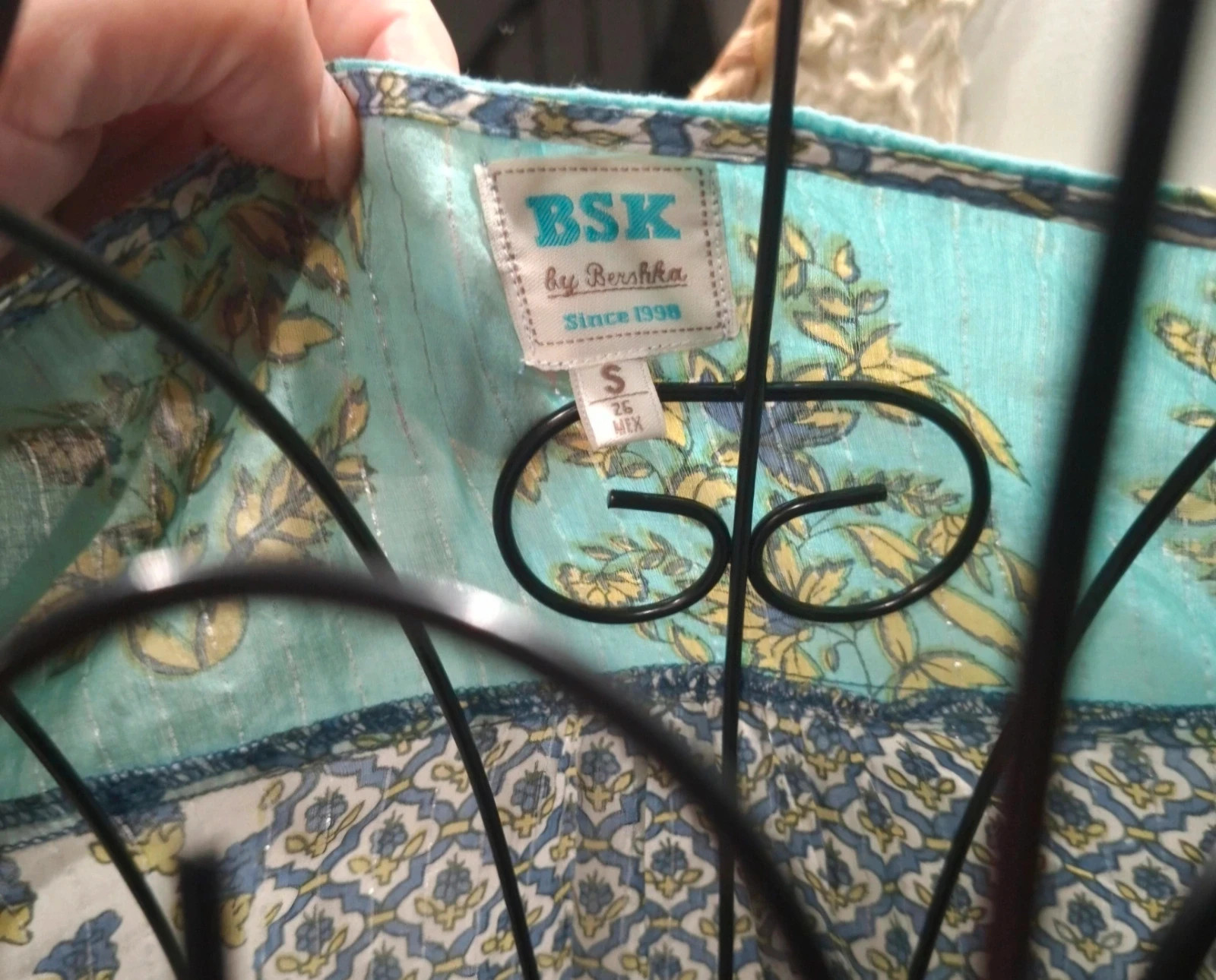 Robe Bershka BSK vintage fleurie turquoise et bleue – S – BSK – taille S / 36 / 8 4