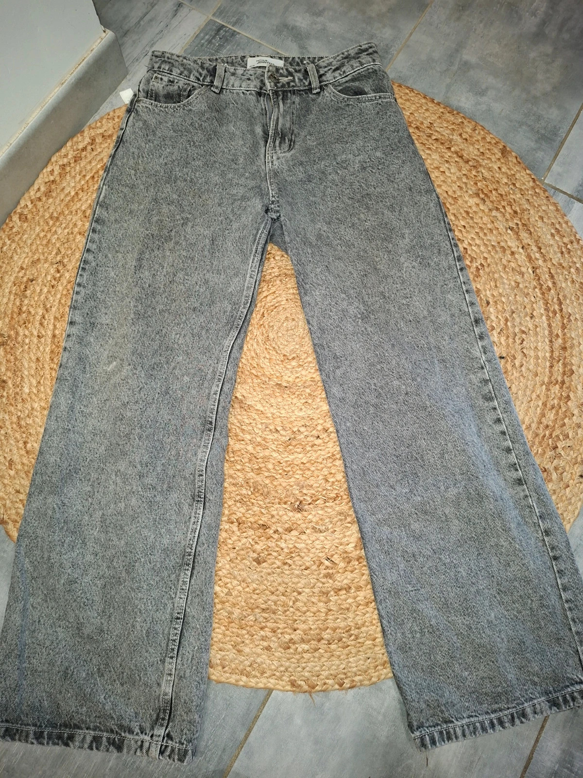 Jean Jennyfer gris effet délavé – taille 36 – Don't Call Me Jennyfer – taille S / 36 / 8 2