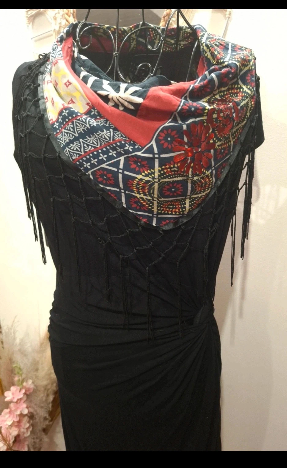 Robe Desigual noire avec foulard imprimé – taille M – Desigual – taille M / 38 / 10 2