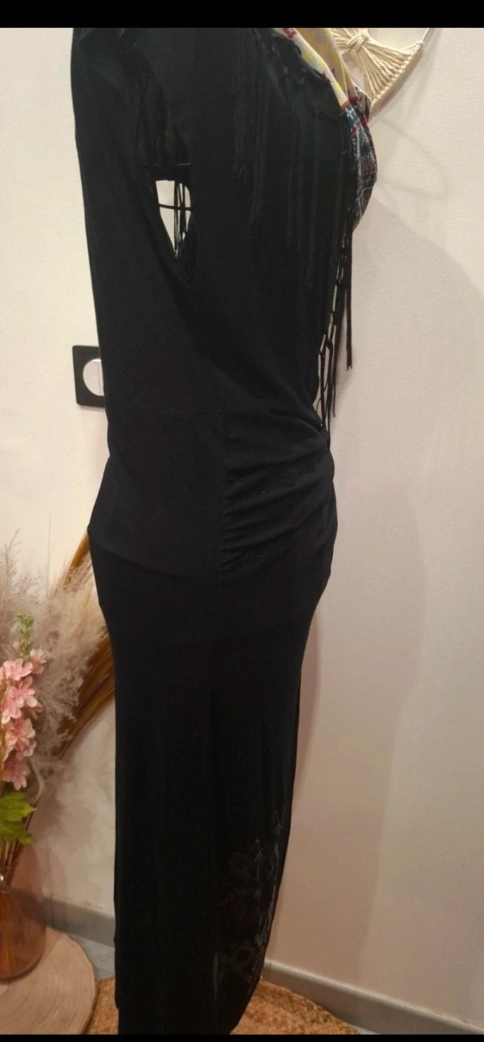 Robe Desigual noire avec foulard imprimé – taille M – Desigual – taille M / 38 / 10 4