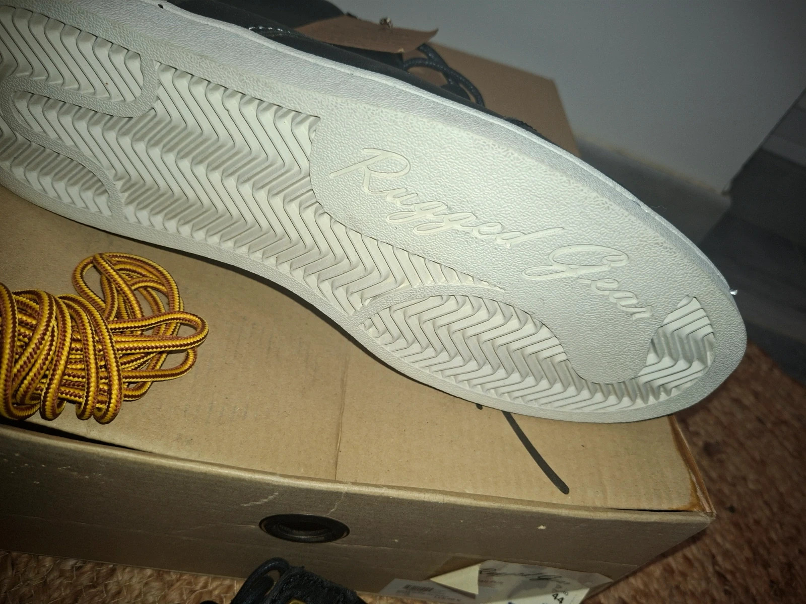 Baskets montantes homme Rugged Gear – taille 44 – neuves – Rugged Gear – taille 44 3