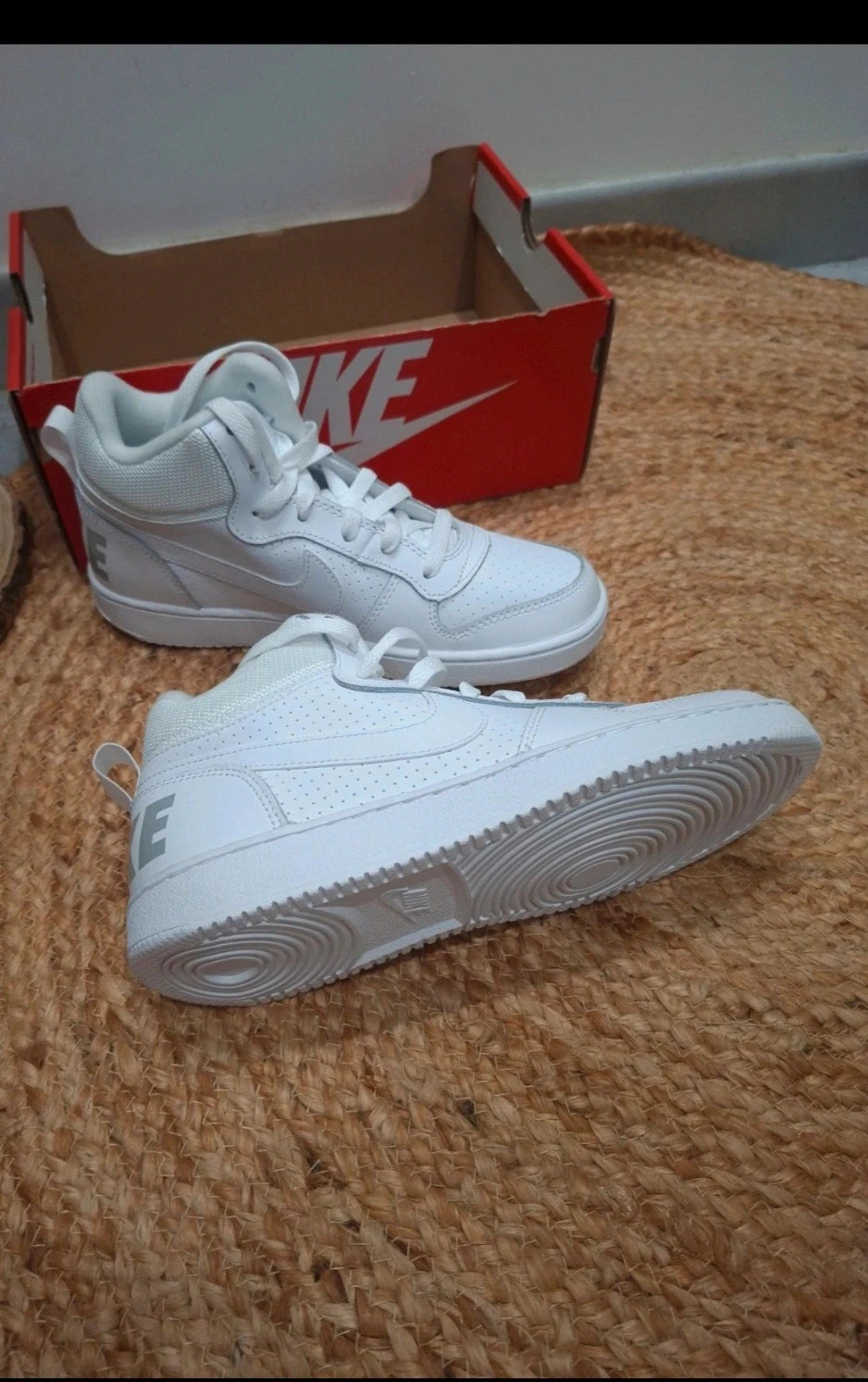 Nike Court Borough Mid – pointure 38,5 – Nike – taille 38.5 5