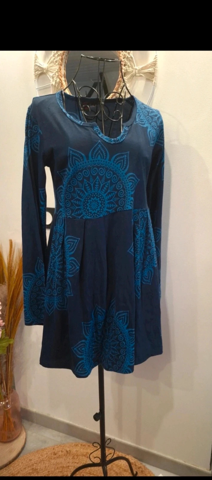 Robe évasée bleu marine à motifs mandala – Aller Simplement – T.S