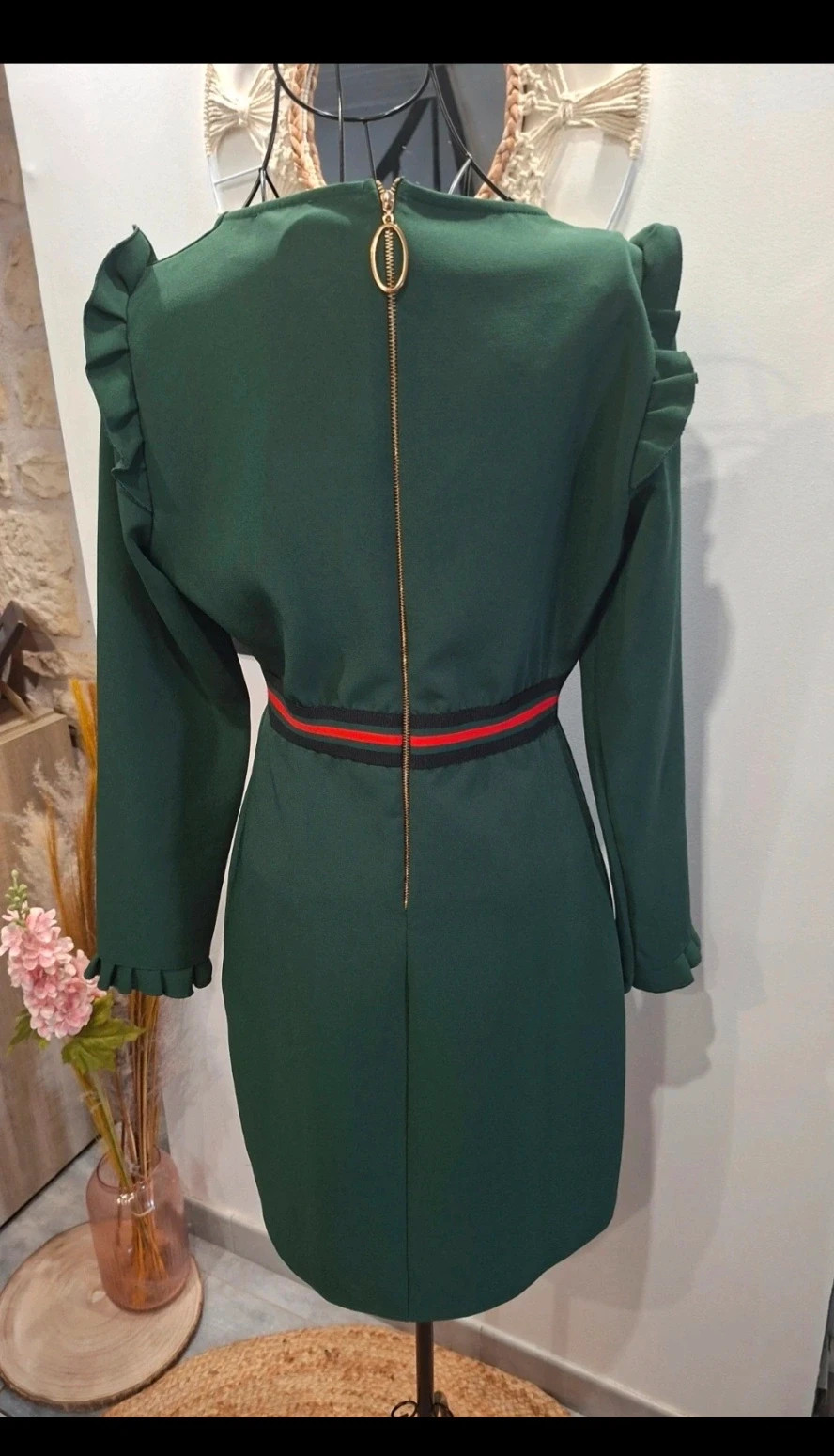 Robe verte élégante Holly & Joey T2 – volants – made in France – Holly & Joey – taille M / 38 / 10 5
