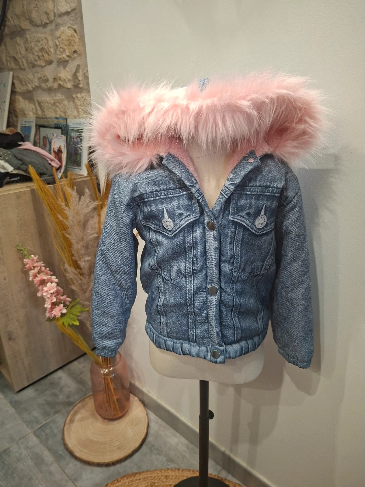 Veste en jean fille 7 ans avec capuche fourrure rose – style tendance – Shein – taille 7 ans / 122 cm 3