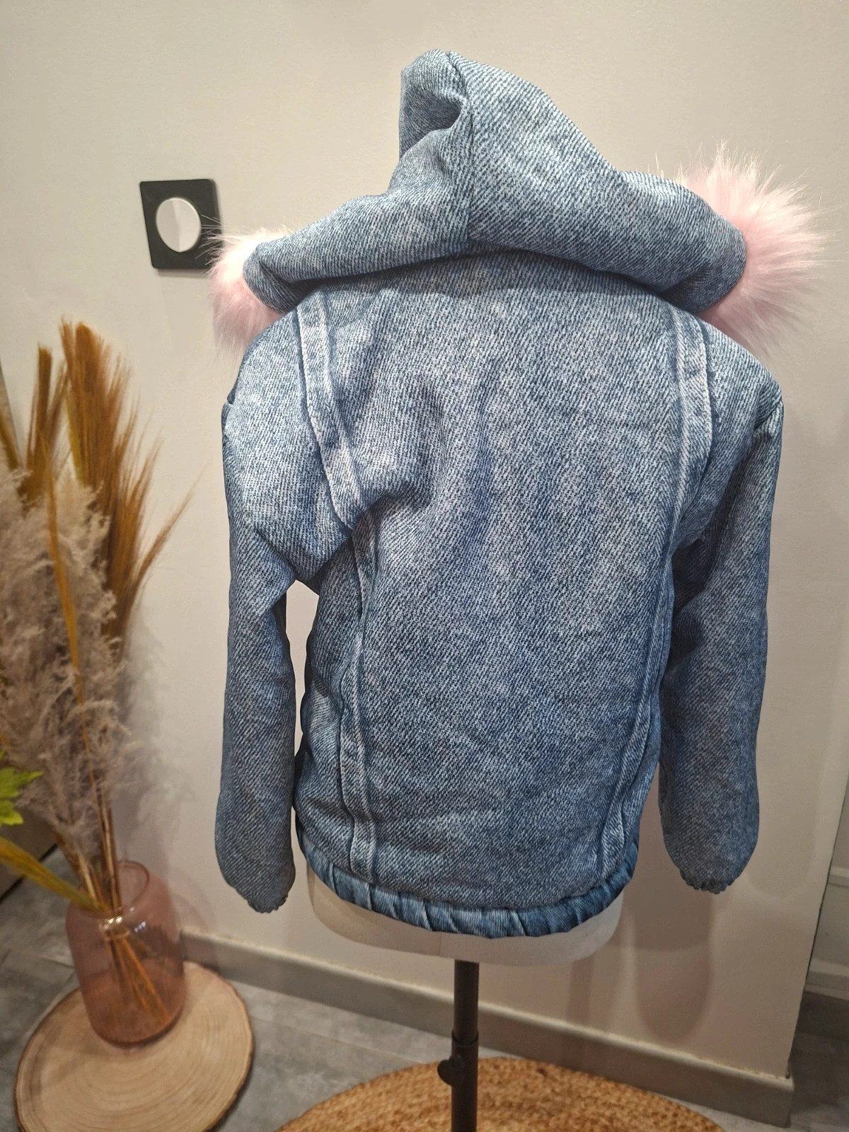 Veste en jean fille 7 ans avec capuche fourrure rose – style tendance – Shein – taille 7 ans / 122 cm 5