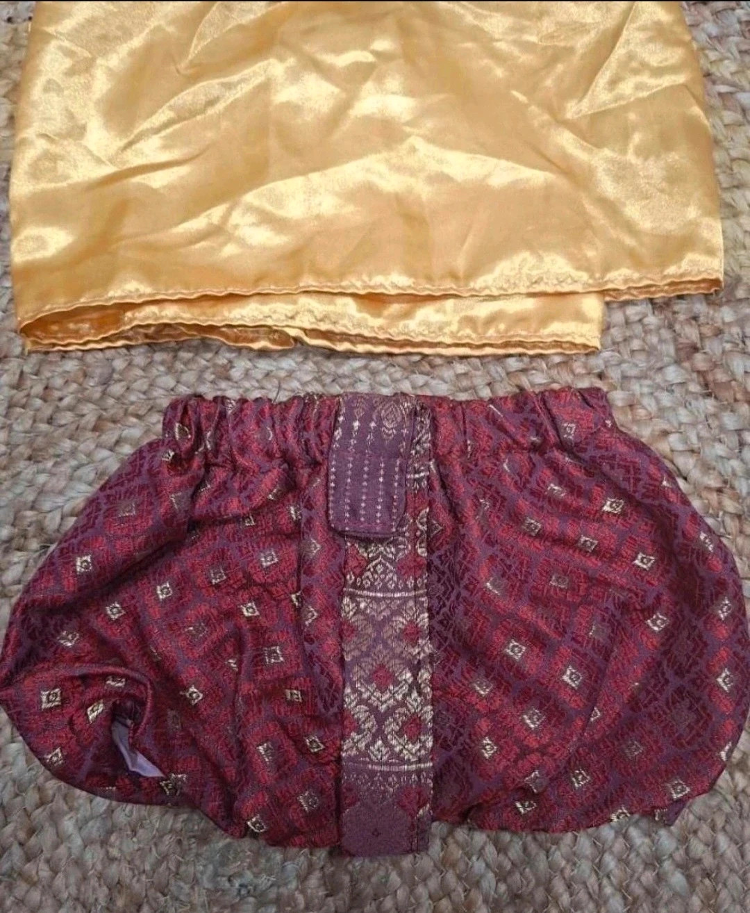 Tenue traditionnelle thaïlandaise bébé 12/18 mois – taille 12-18 mois / 80 cm 2