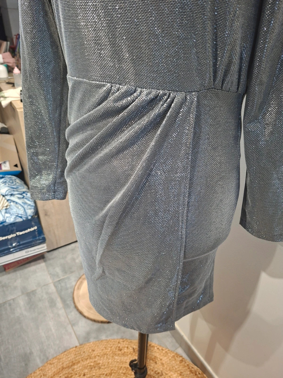 Robe Makeven argentée – Taille M – Neuve avec étiquette – makeven – taille M / 38 / 10 3