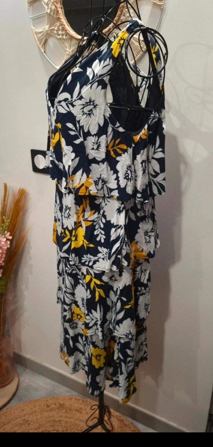 Robe fleurie Bréal – taille 40 – Bréal – taille L / 40 / 12 4