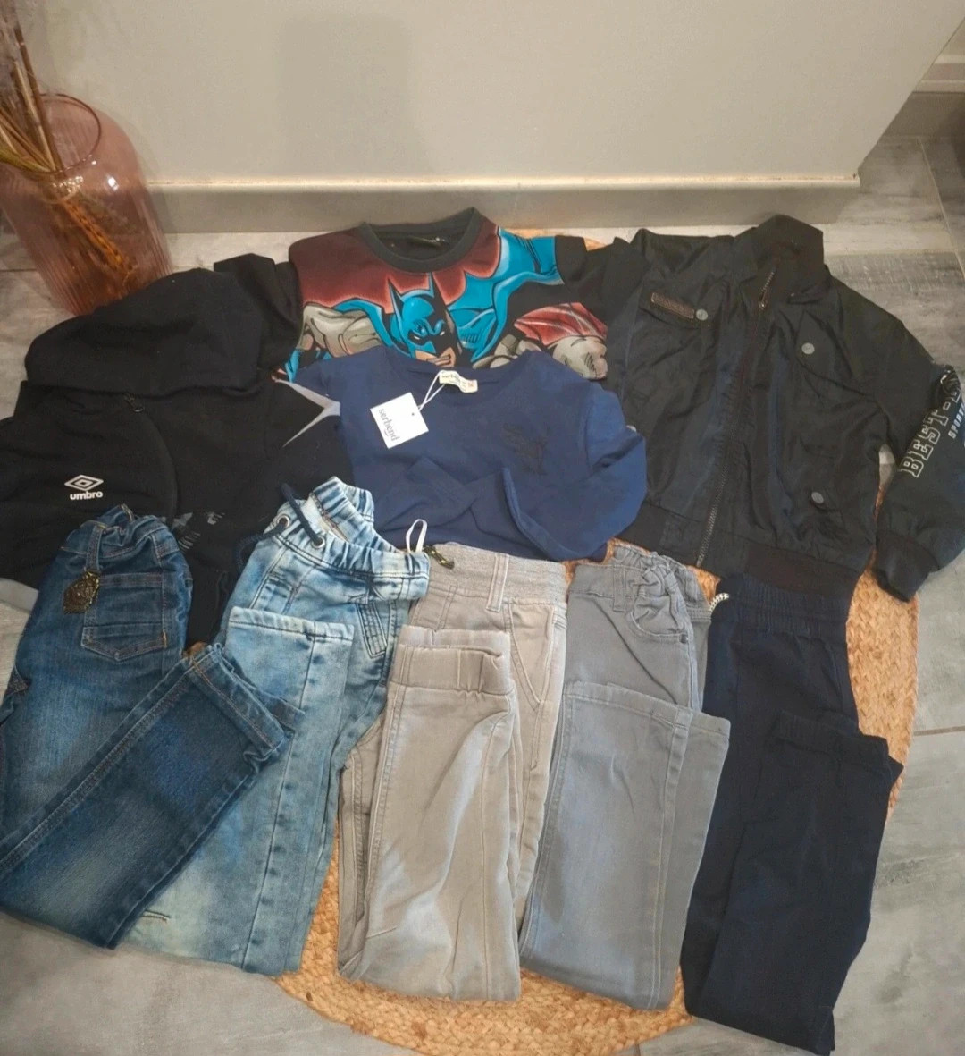Lot vêtements garcon – 6/8 ANS – 9 PIÈCES