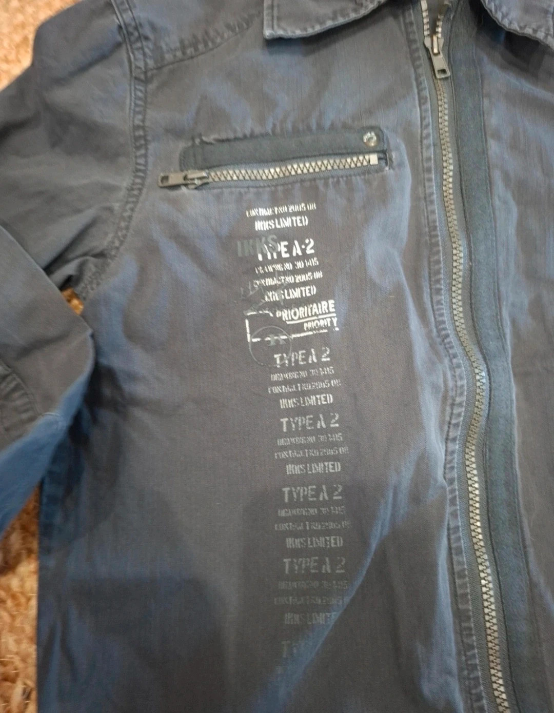 IKKS garçon 10 ans – Surchemise/veste zippée gris anthracite – IKKS – taille 10 ans / 140 cm 2