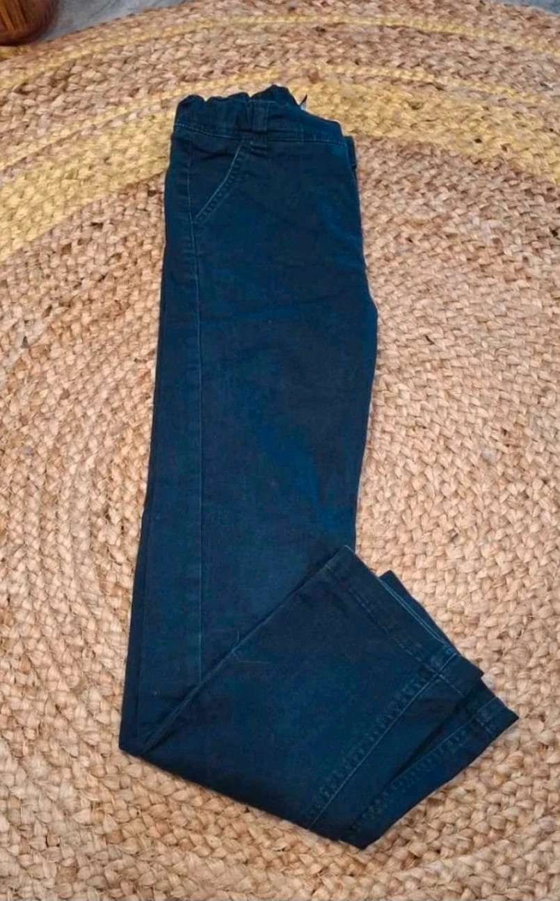 Jean garçon 9/10 ans – 140 cm – 3 Pommes