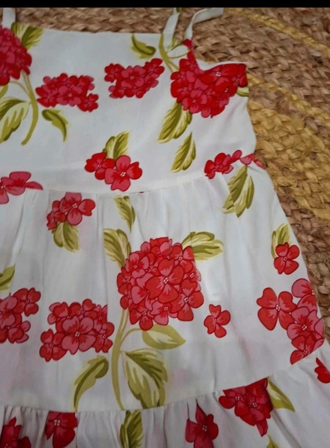 Robe fille 4 ans – imprimé floral rouge – taille 4 ans / 104 cm 2