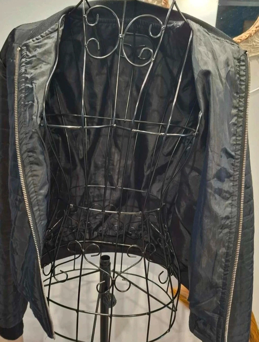 Doudoune légère matelassée noire – Taille M – taille M / 38 / 10 4