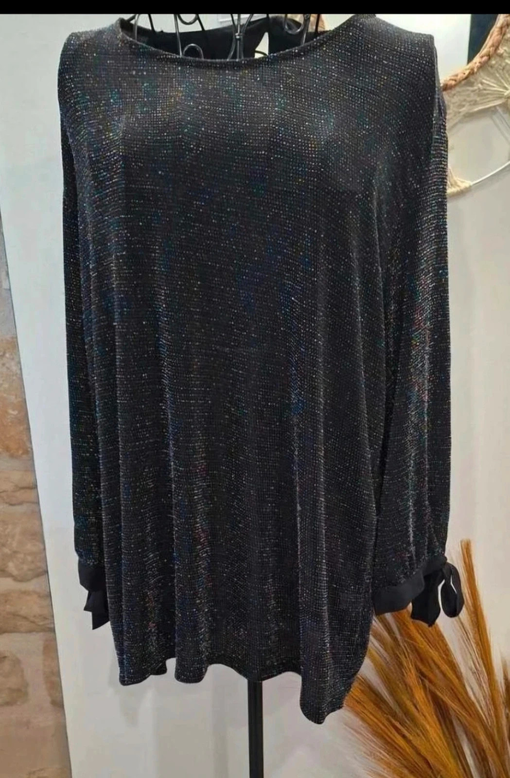 Tunique / chemisier femme noir à détails brillants – taille 9XL / 58 / 30