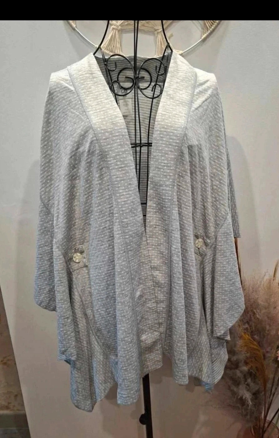 Gilet poncho fluide Cabi - Gris clair à pois - Taille XS/S - Très bon état
