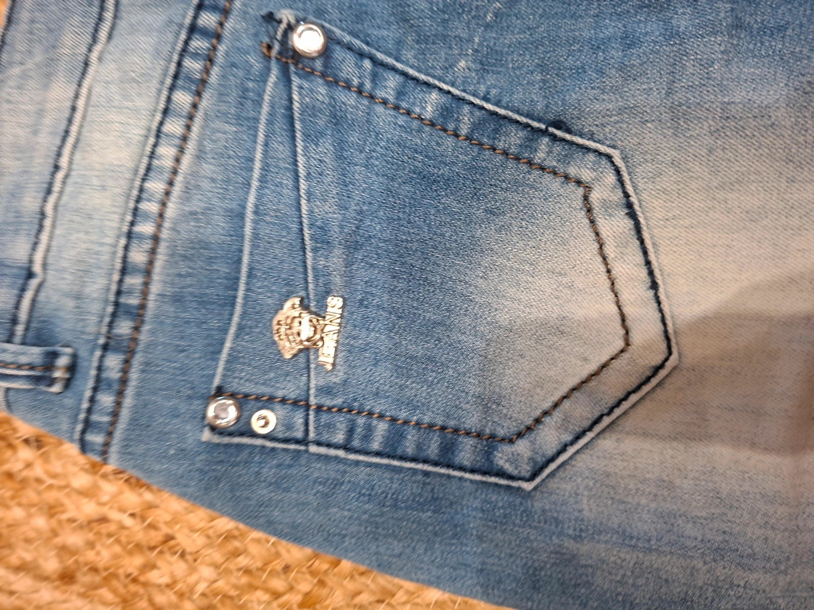 Jupe en jean LPC Girls délavée avec strass - Taille 16 ans – LPC GIRLS – taille 16 ans / 176 cm 5