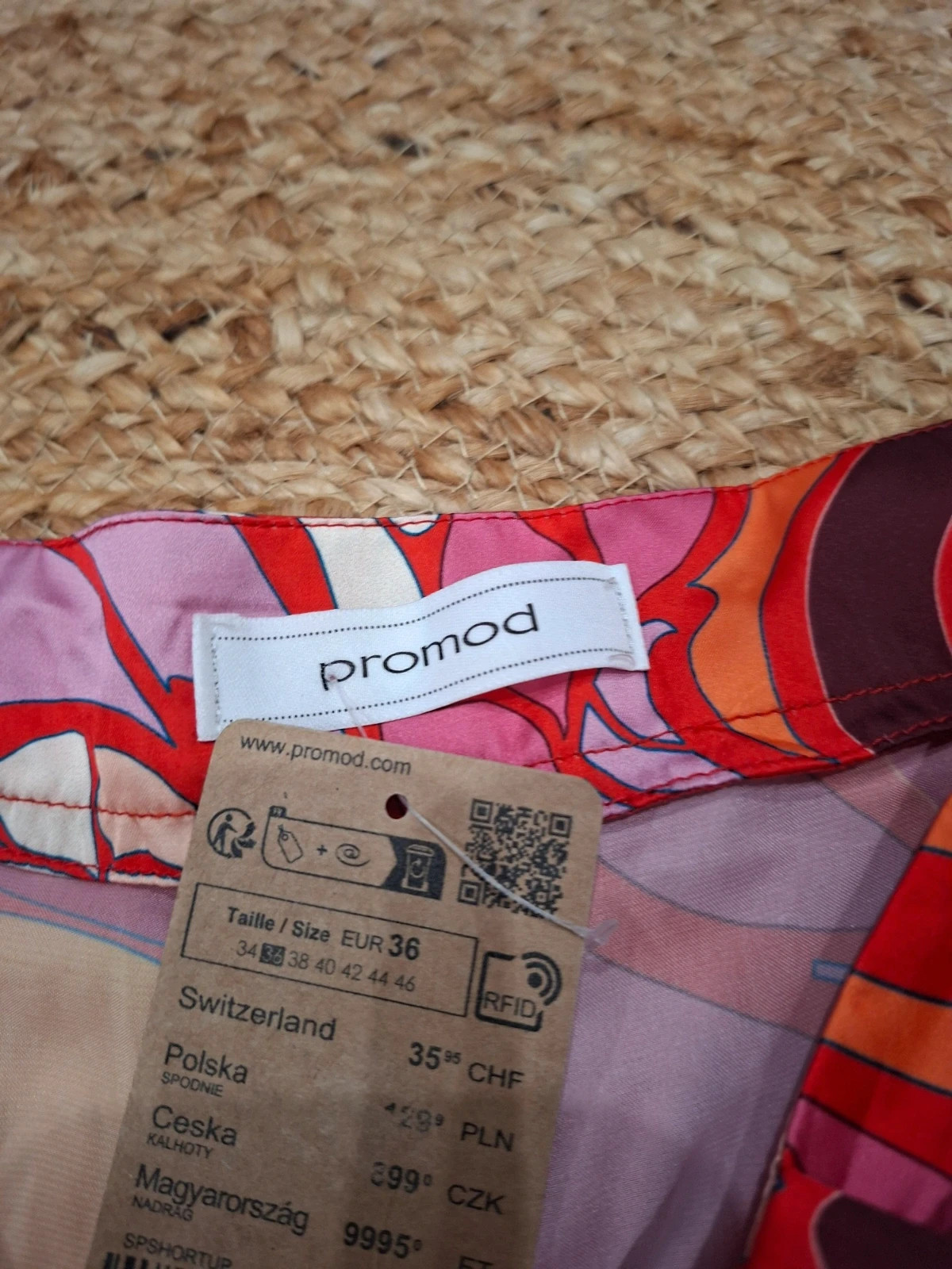 Short fluide imprimé psychédélique Promod – Neuf avec étiquette – Taille 36 – Promod – taille S / 36 / 8 2