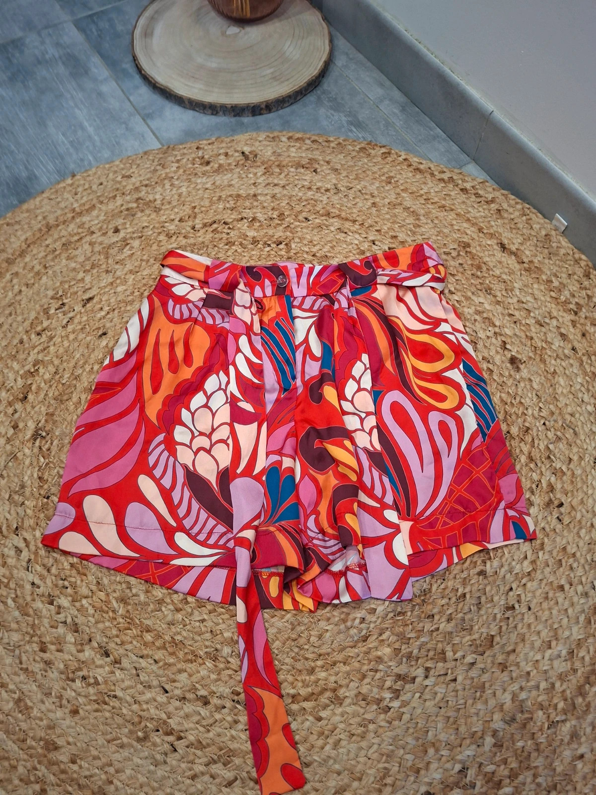 Short fluide imprimé psychédélique Promod – Neuf avec étiquette – Taille 36