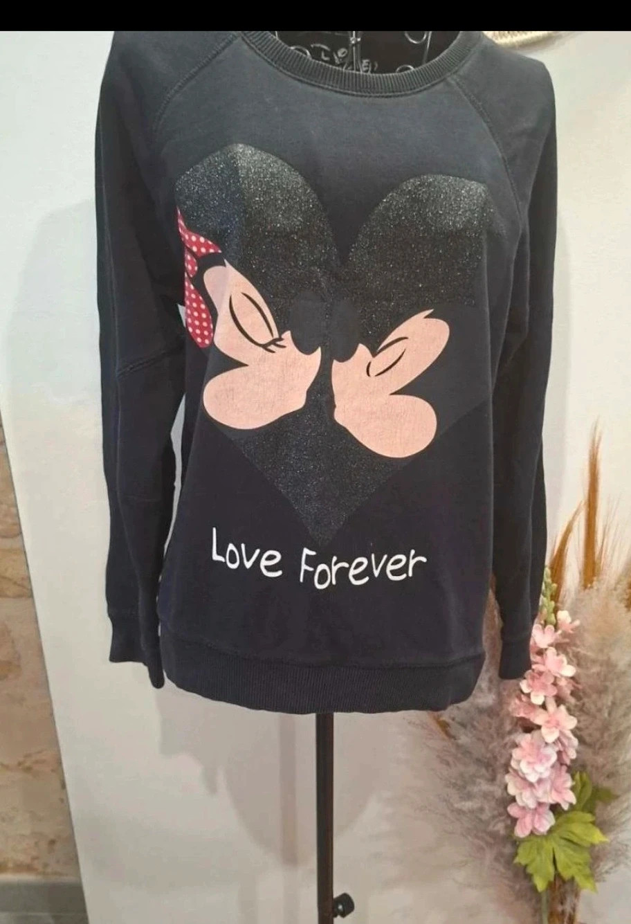 Sweat noir Disney Minnie Mouse pailleté "Love Forever" T. XS (34) – Disney – taille XS / 34 / 6