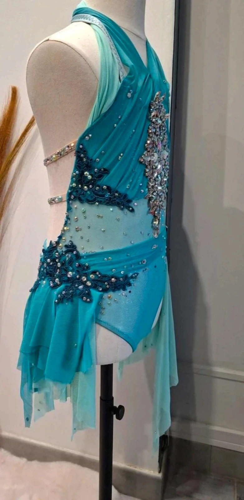 Justaucorps Compétition Twirling / Gym 8 ans Strass AB Haute Qualité – Fait Main – taille 8 ans / 128 cm 4