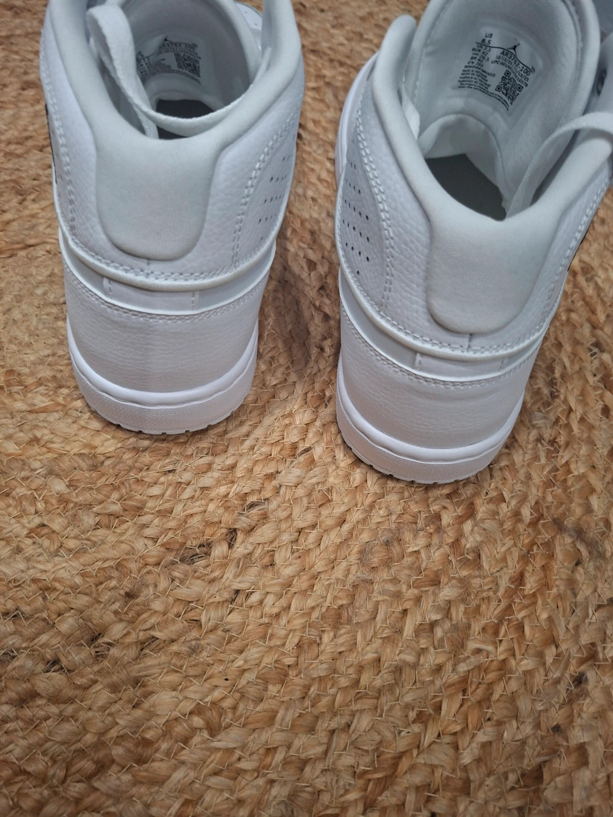 Baskets Jordan Access Triple White – Taille 42 (Neuf avec boîte) – Jordan – taille 42 4