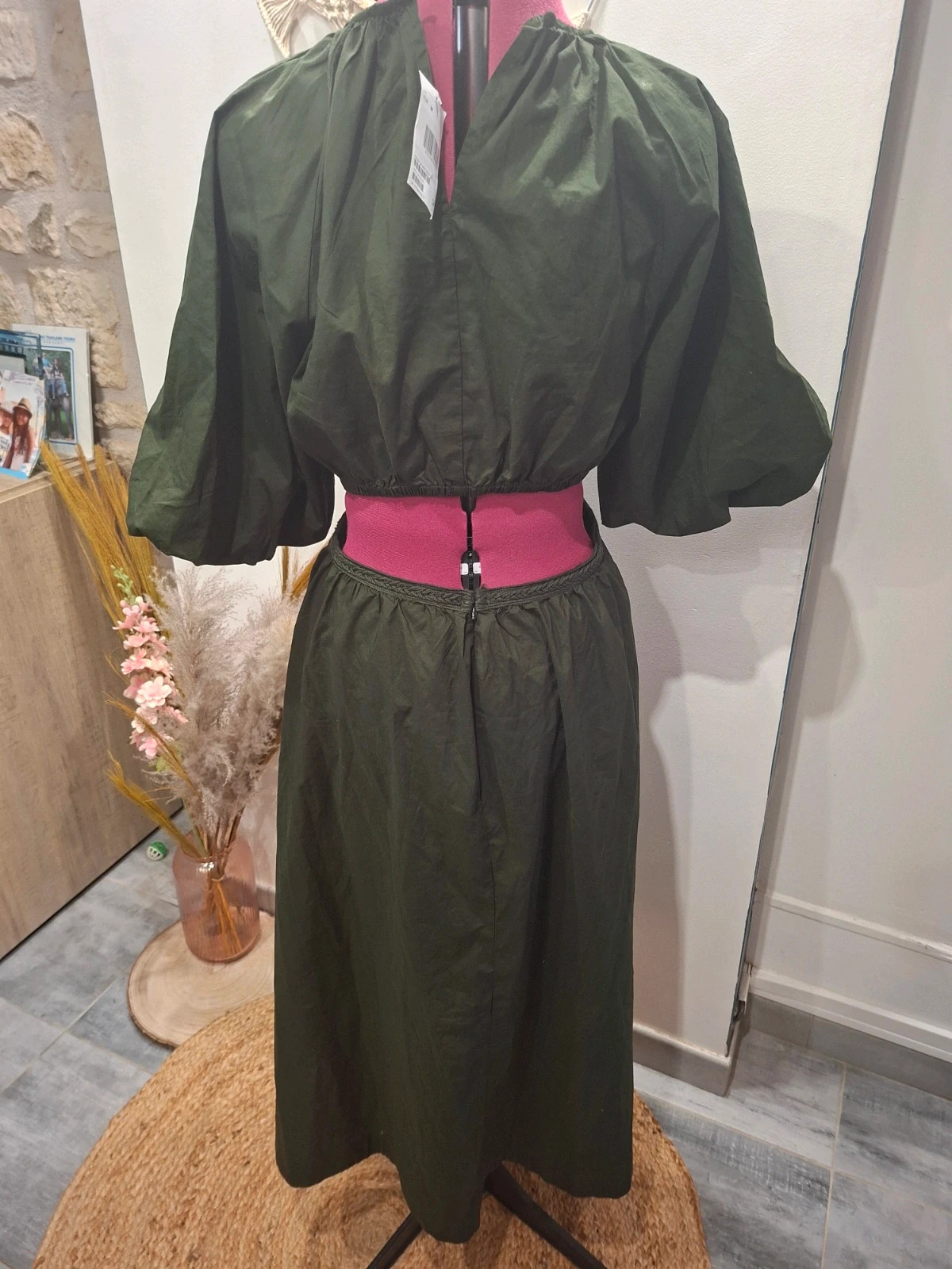 Robe longue froncée vert kaki H&M Taille M NEUVE – H&M – taille M / 38 / 10 5