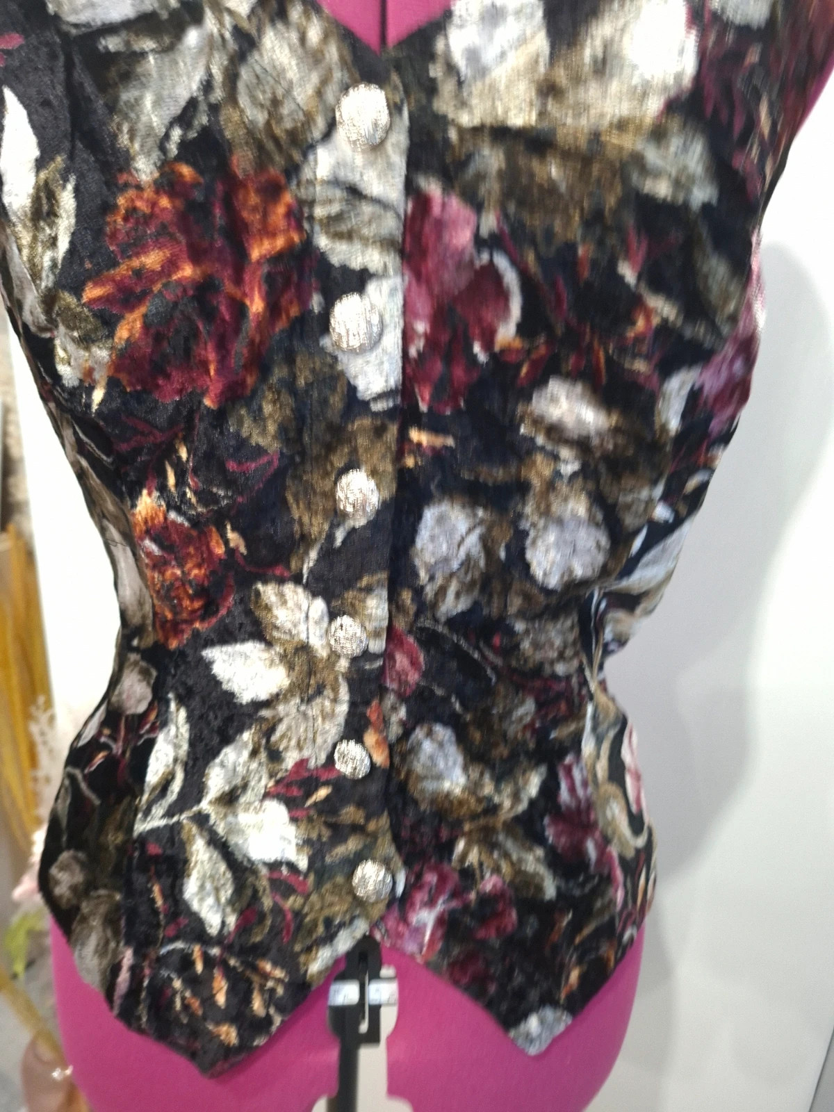 Gilet sans manches vintage floral effet velours Nostalgia Taille M / 38 – taille M / 38 / 10 2