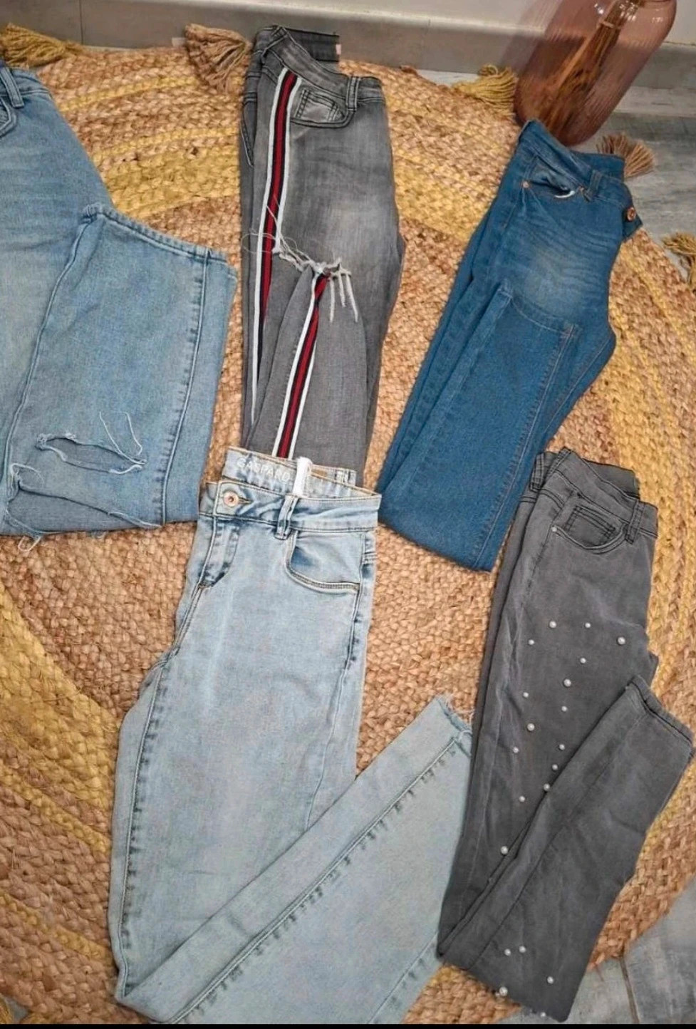 Gros lot vêtements femme – XS à S – jeans, pantalons, hauts, robes – Jennyfer – taille XS / 34 / 6 2