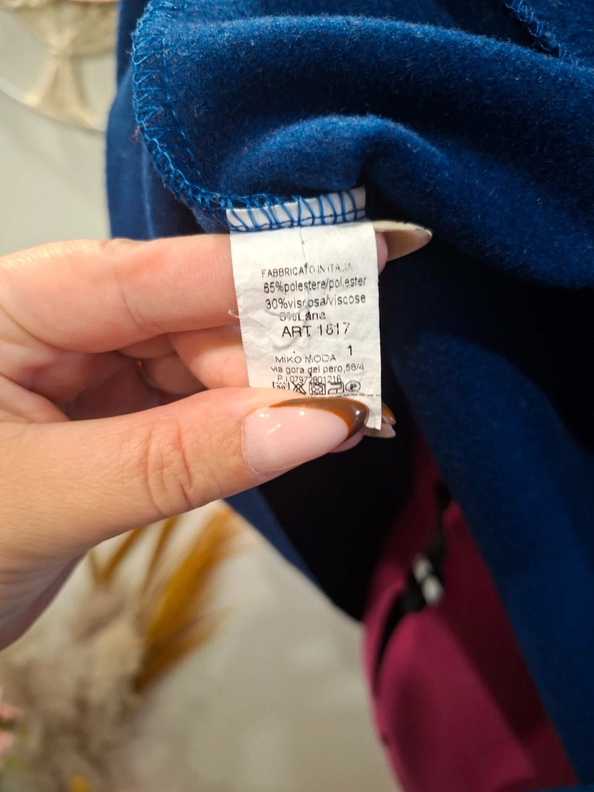 Poncho bleu roi à capuche – bordure fausse fourrure – taille Taille unique 5