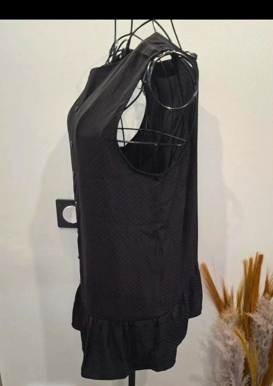 Blouse noire sans manches à pois texturés – Taille à préciser – Kiabi – taille M / 38 / 10 3