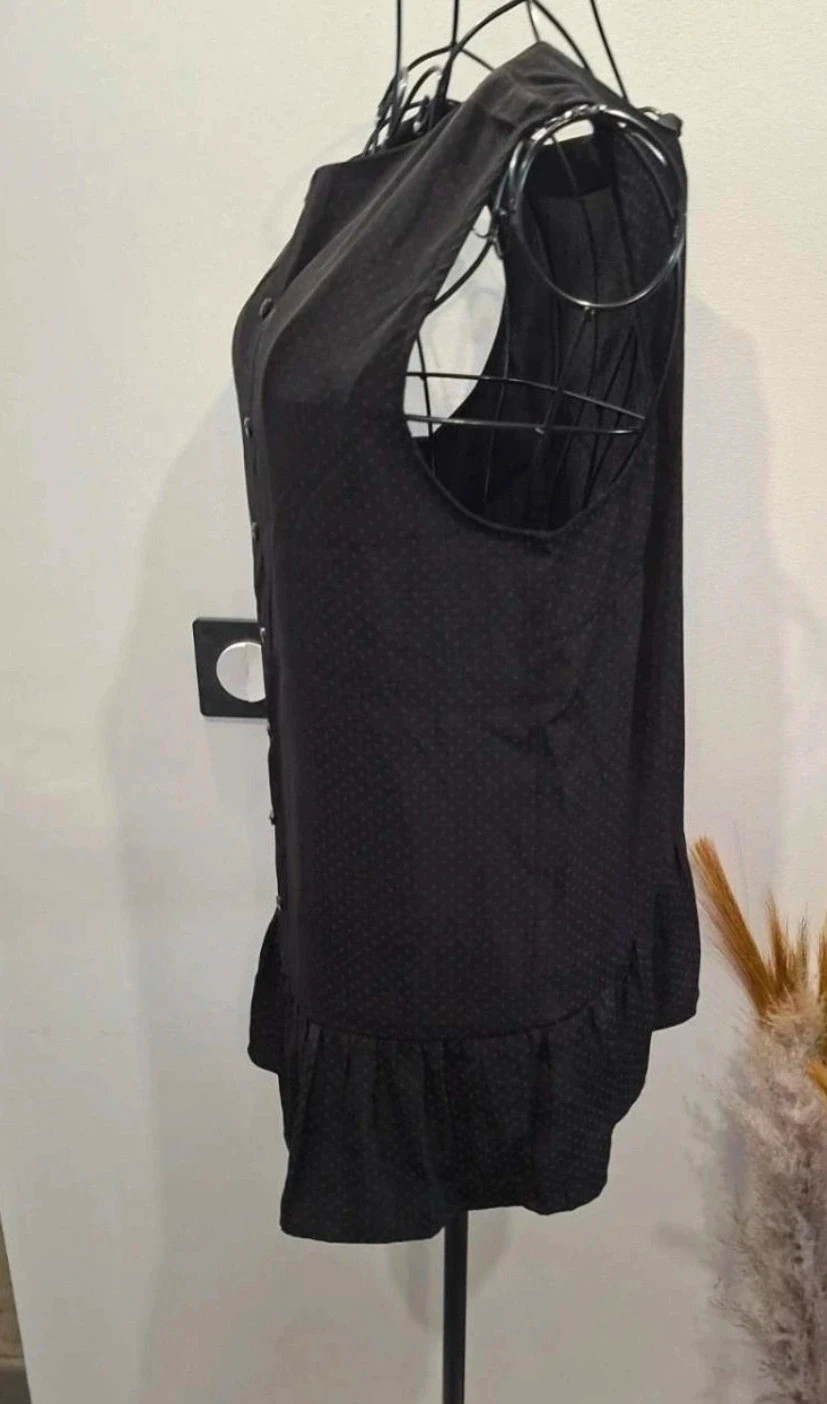 Blouse noire sans manches à pois texturés – Taille à préciser – Kiabi – taille M / 38 / 10 4