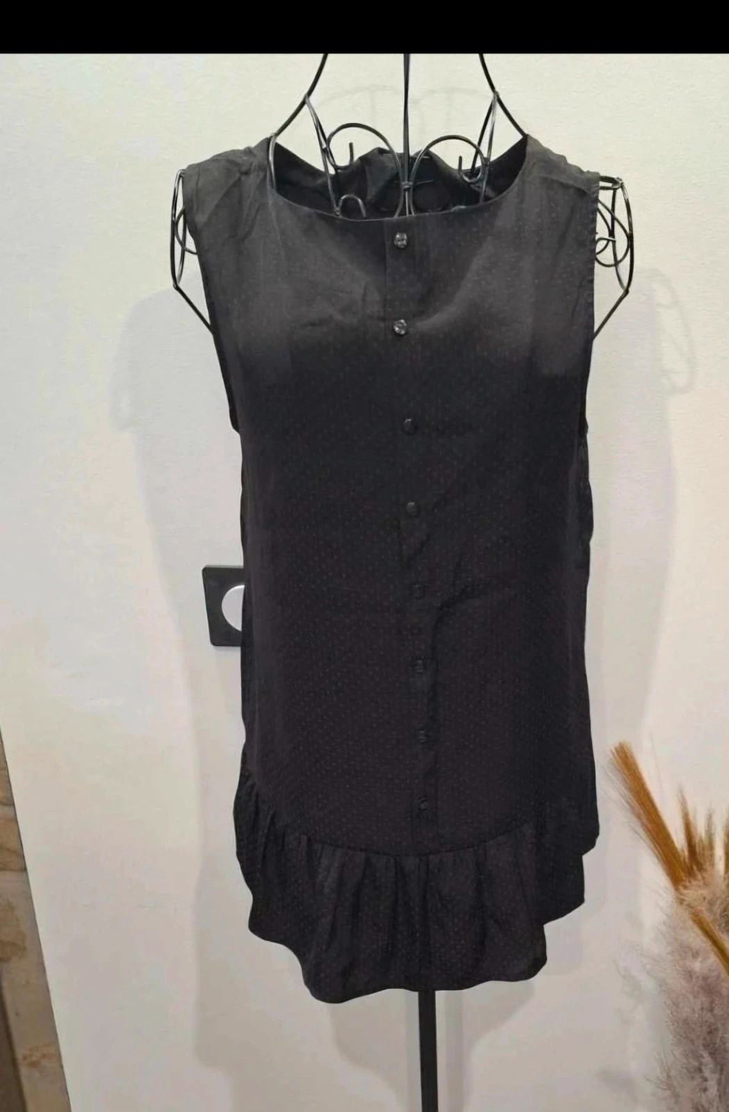 Blouse noire sans manches à pois texturés – Taille à préciser – Kiabi – taille M / 38 / 10