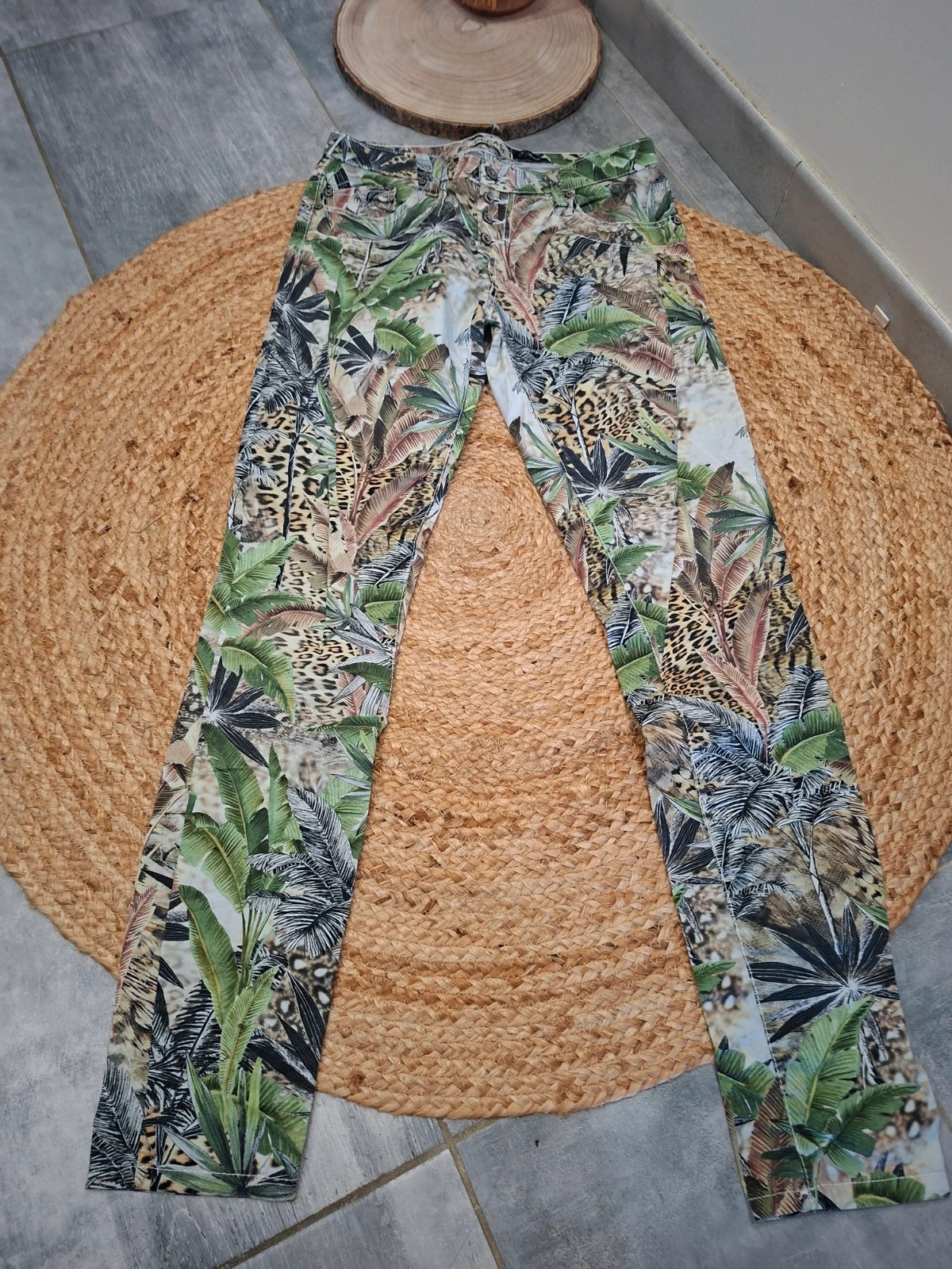 Pantalon Slim Please Imprimé Tropical & Léopard - Taille XS (Très Bon État) – Please – taille XS / 34 / 6 2