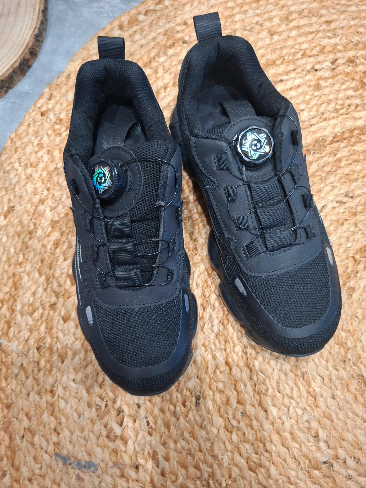 Baskets / Chaussures de Sécurité Legères et Respirantes à Molette - Taille 37 (Neuf) 4
