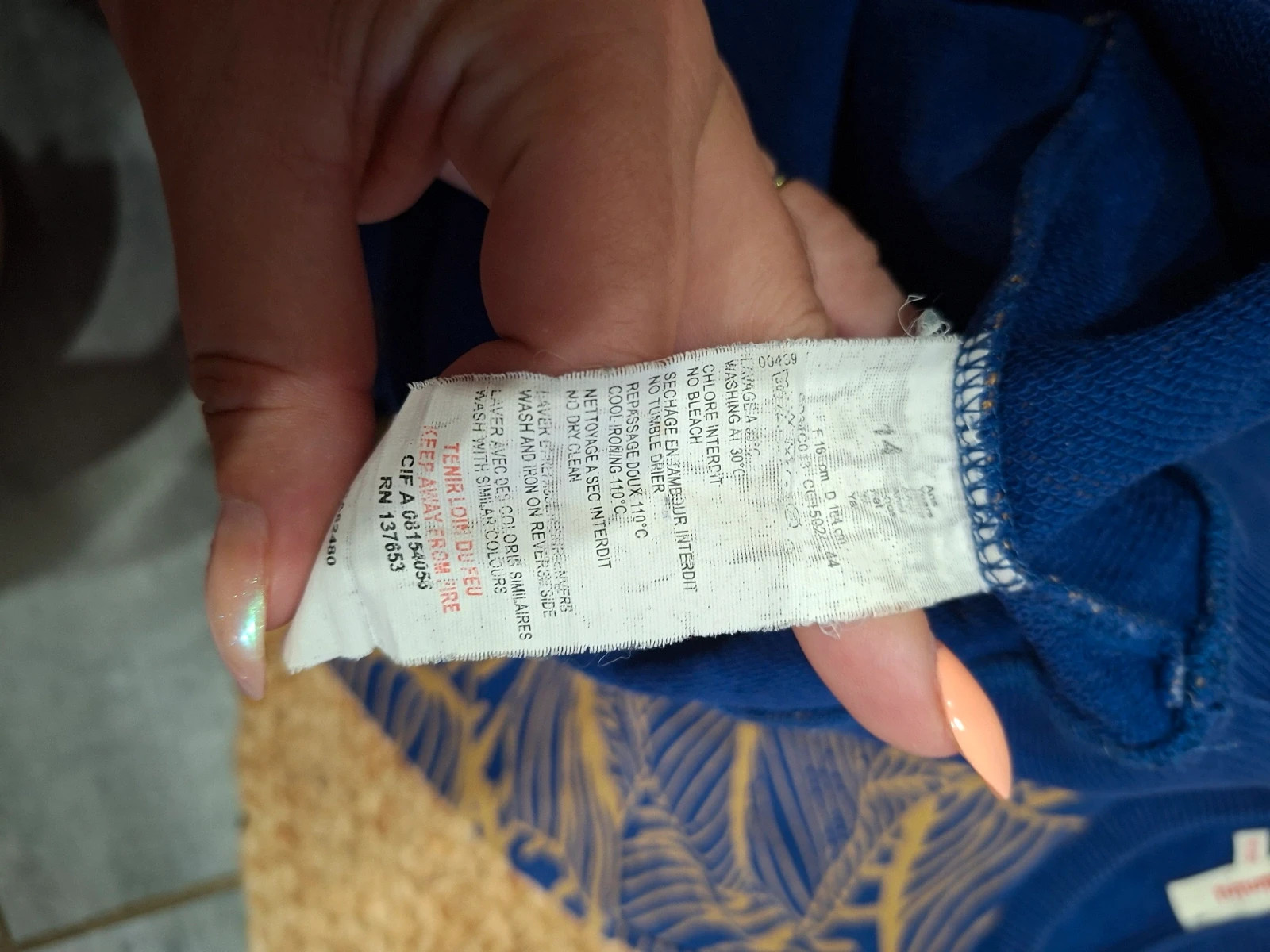 Sweat bleu marine Catimini "FEROCE" à motifs feuilles et rhinocéros - 14 ans (164 cm) – Catimini – taille 14 ans / 164 cm 5