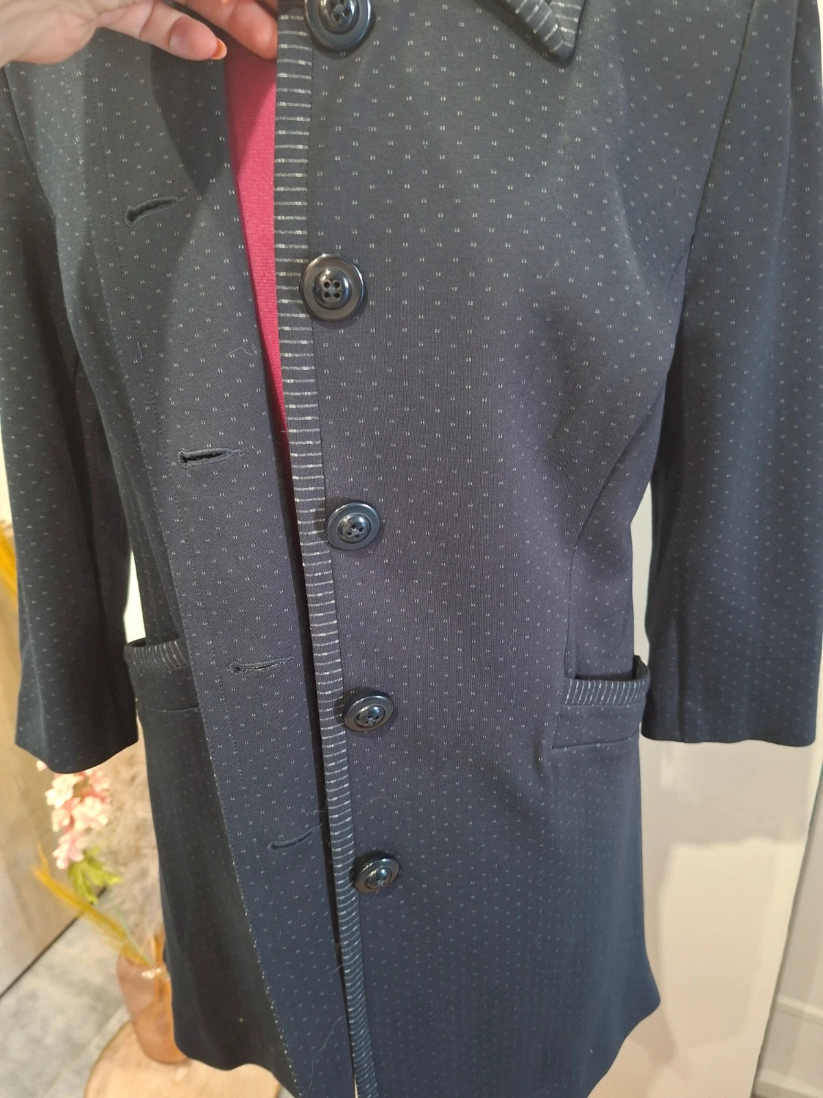 Manteau Mi-Long / Veste Longue Bleue Nuit à Micro-Motifs Cabi - Taille S (Neuf sans étiquette) – CAbi – taille S / 36 / 8 2