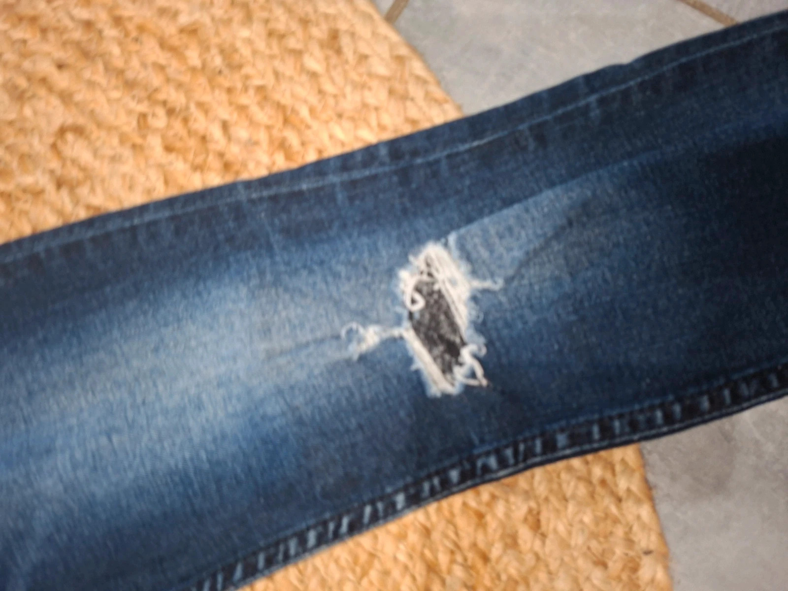Jean slim brut Kaporal 12 ans - Effet délavé et usé style tendance – Kaporal – taille 12 ans / 152 cm 4