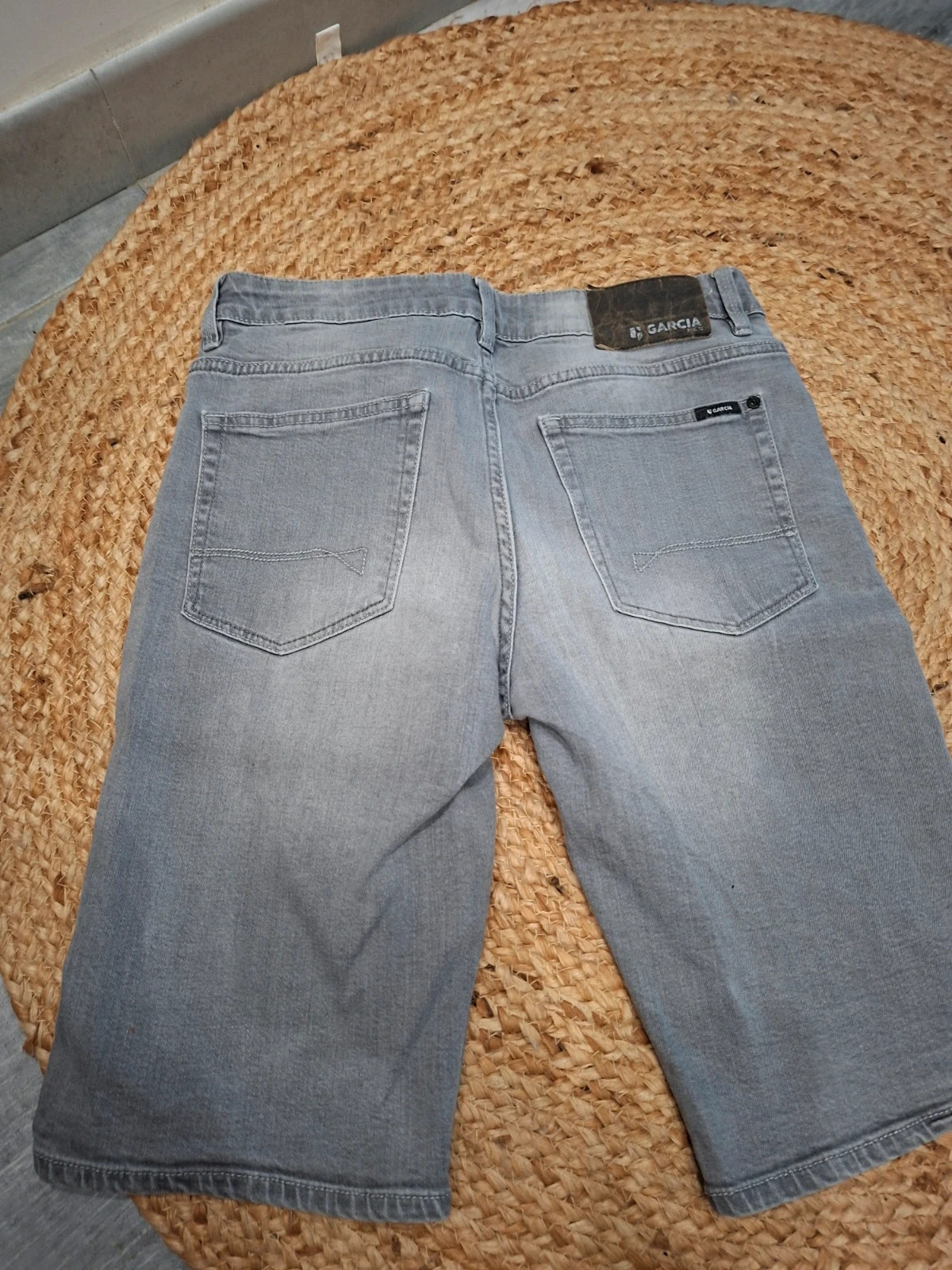 Bermuda en jean gris Garcia Jeans "Tavio Short" - 14 ans / 164 cm – Garcia Jeans – taille 14 ans / 164 cm 4