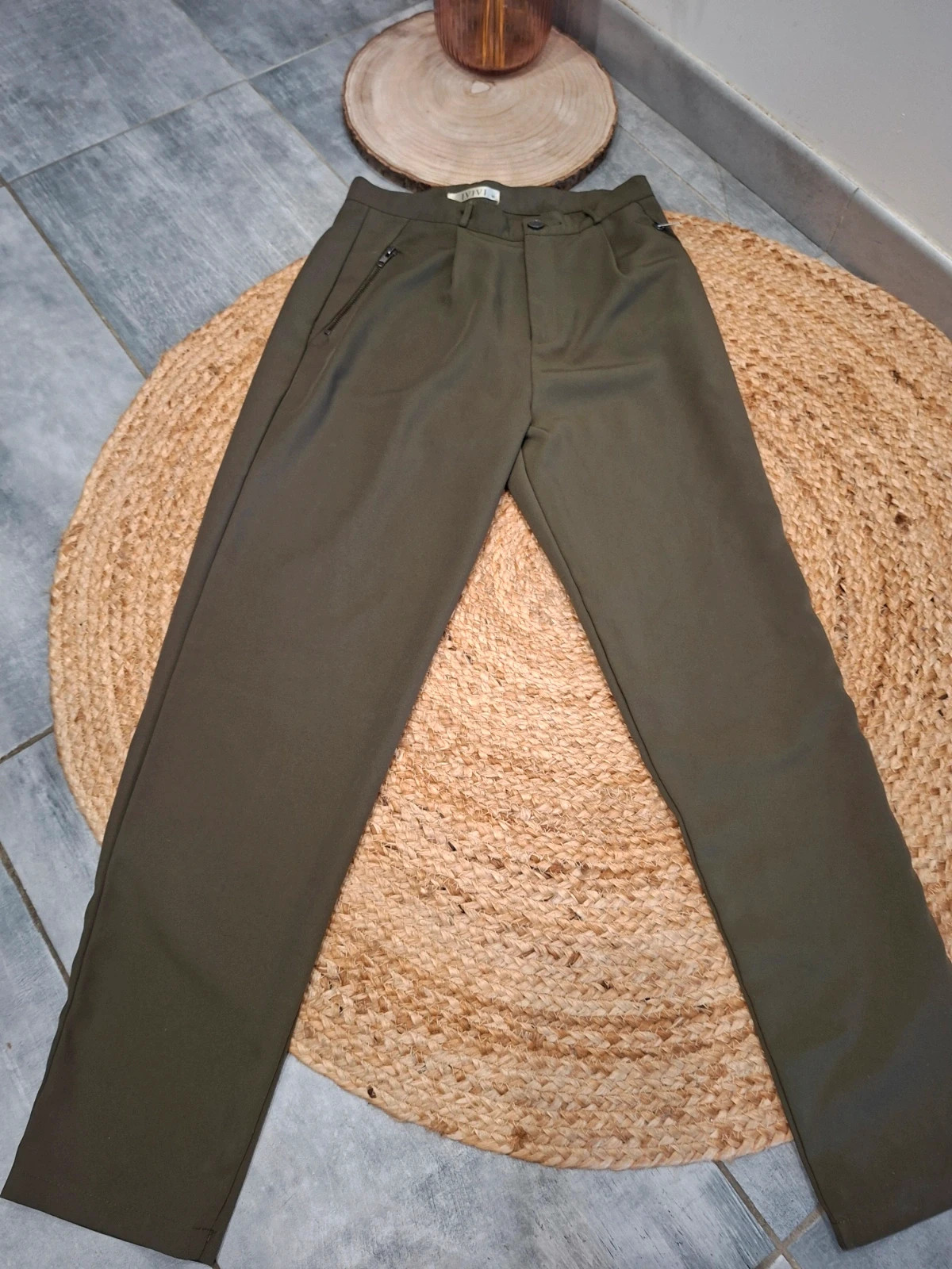 Pantalon à pinces vert kaki IVIVI - Taille M – IVIVI – taille M / 38 / 10 2