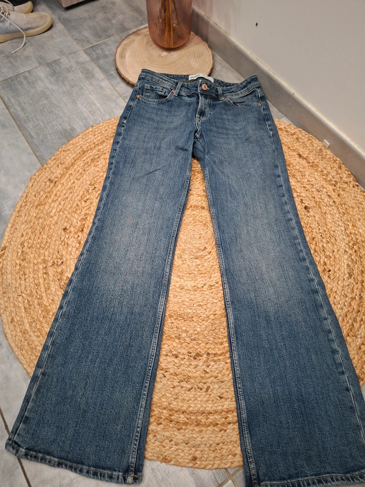 Jean flare / patte d'eph Bershka bleu délavé - Taille 36 (S) – Bershka – taille S / 36 / 8 2