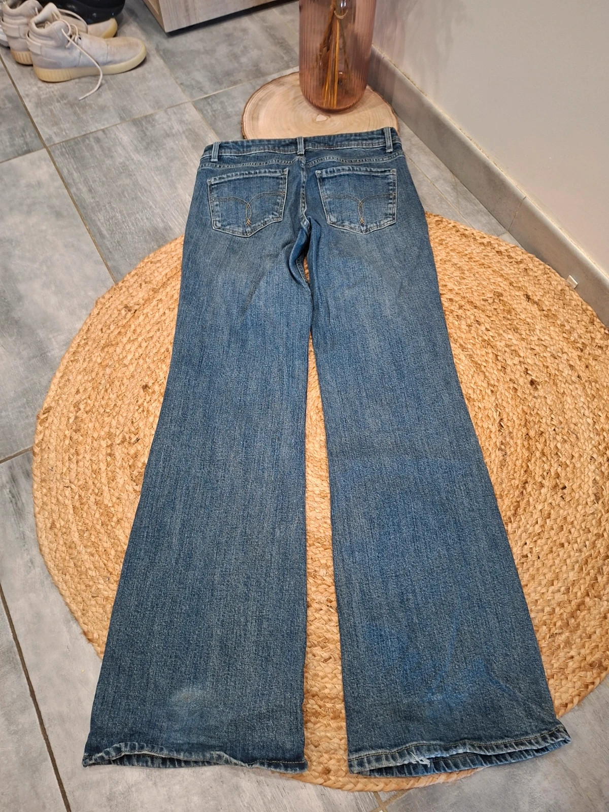 Jean flare / patte d'eph Bershka bleu délavé - Taille 36 (S) – Bershka – taille S / 36 / 8 5