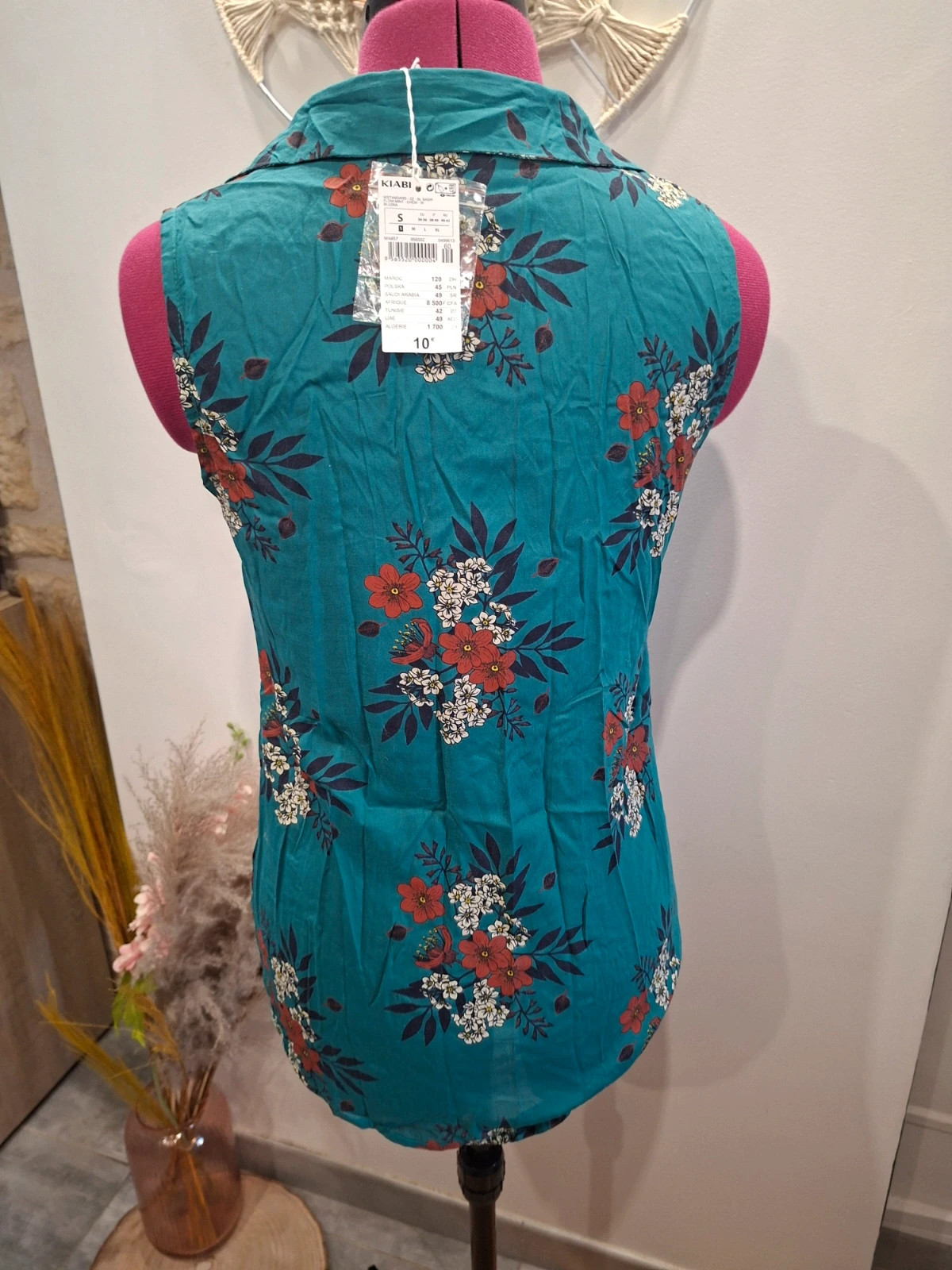 Chemise sans manches Kiabi fleurie bleu canard – S/36 – neuve avec étiquette – Kiabi – taille S / 36 / 8 4