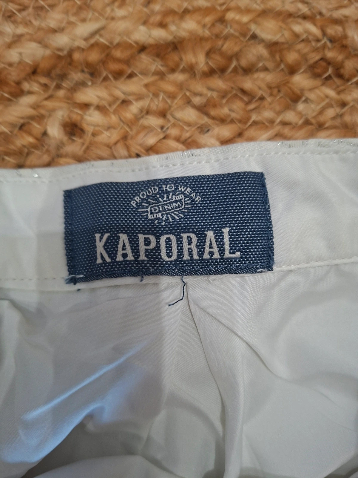 Jupe Kaporal jacquard blanc cassé & argenté – coupe patineuse – S/36 – Kaporal – taille S / 36 / 8 3