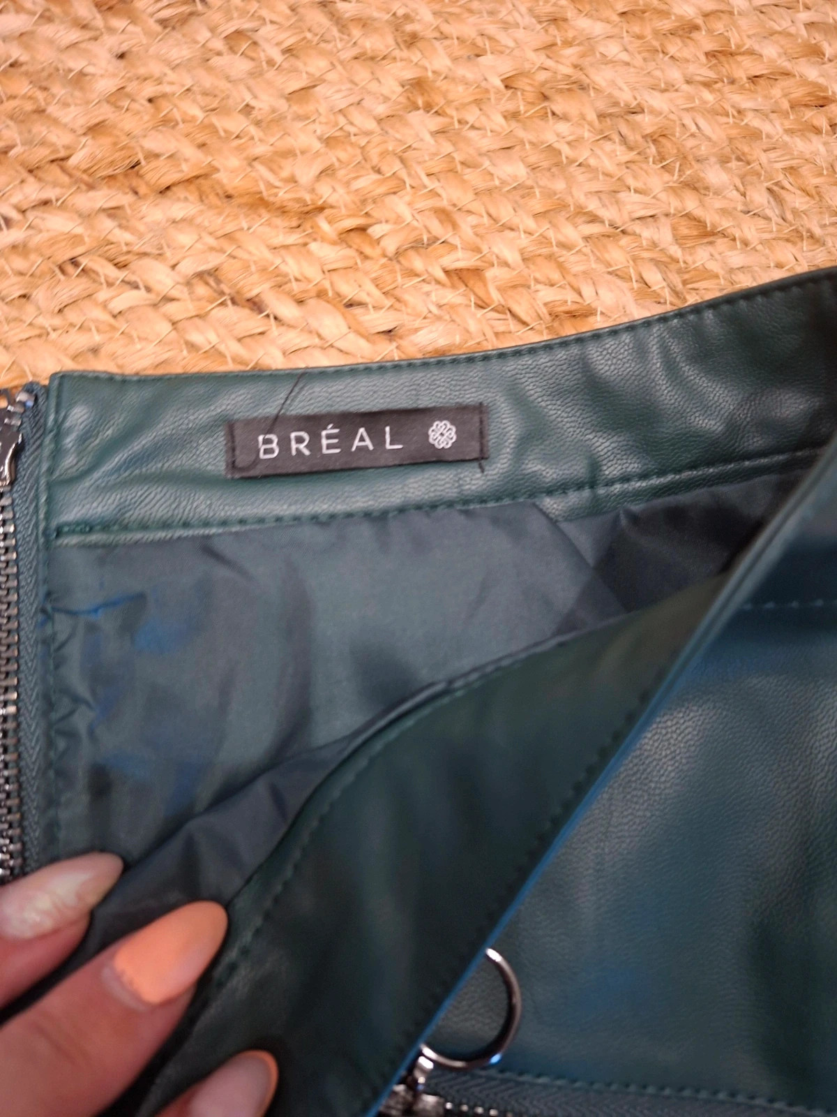 Jupe Bréal en similicuir vert sapin – coupe trapèze – S/36 – Bréal – taille S / 36 / 8 4