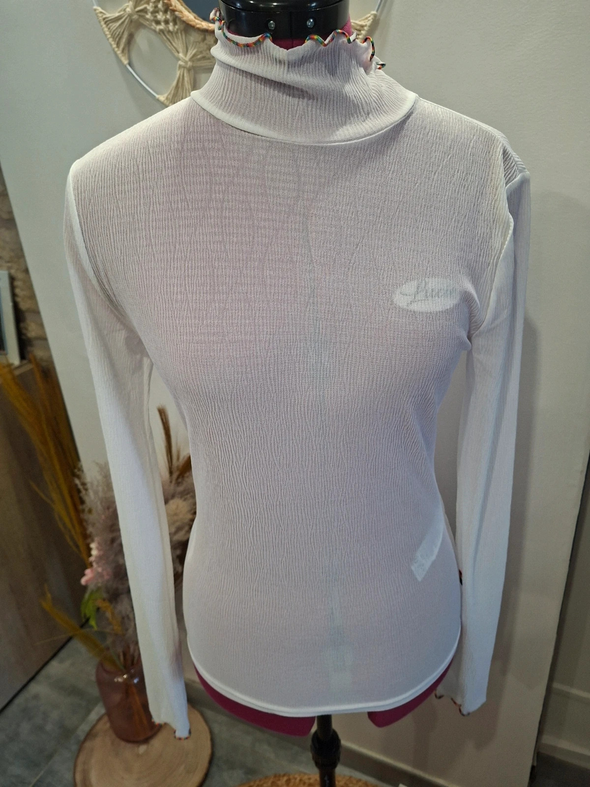 Top sous-pull Levi’s blanc col montant bordures arc-en-ciel S 36 neuf – Levi's – taille S / 36 / 8 2